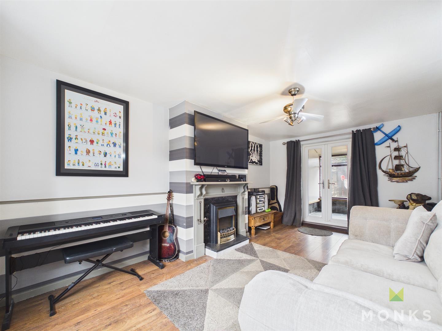 12 Abbots Green, Shrewsbury, SY2 5QU For Sale